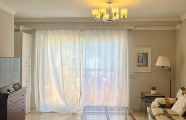 Estepona Penthouse Resort with Private Solárium - Pool & Free Parking - Photo 29