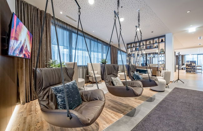 Summit Seefeld - Photo 4