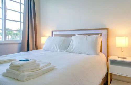 CHIC AND COZY 1 Br and 1Bth Suite on Collins Ave - Foto 6