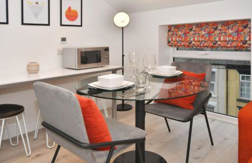 Antrobus Deluxe Apartments by YourStays - Photo 7