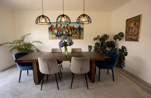 Countryside house with a pool and fireplace - Photo 39