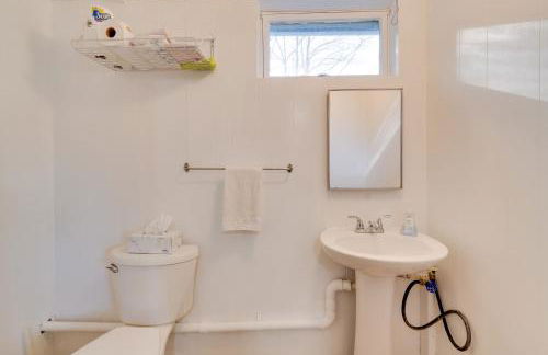 Peaceful Horseheads Hideaway with Deck and Yard! - Foto 22