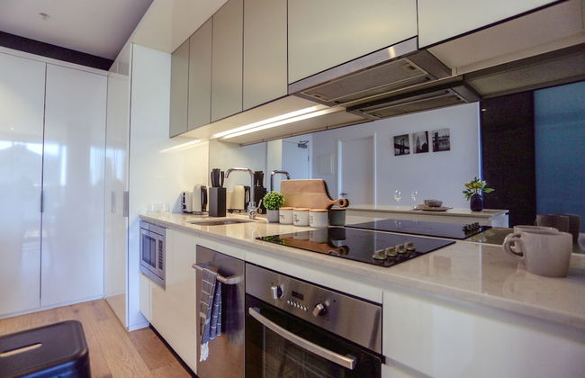 Stunning Newly Furnished 2 Bedrooms Apartment - Foto 8