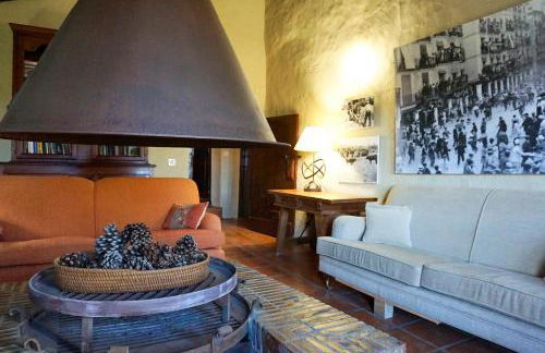 Masía Finca La Sazadilla con Piscina - Foto 26