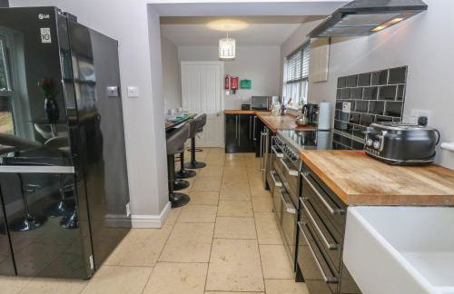 Hollymoor Hall Farm - Photo 21