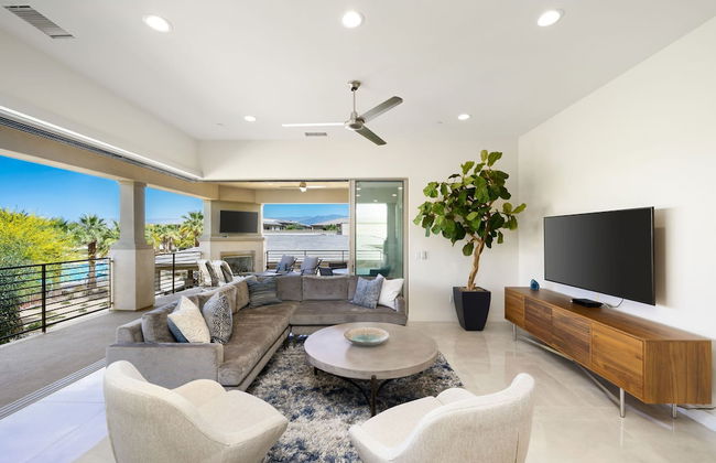 A Luxurious Oasis Experience in Desert Palm - Foto 30