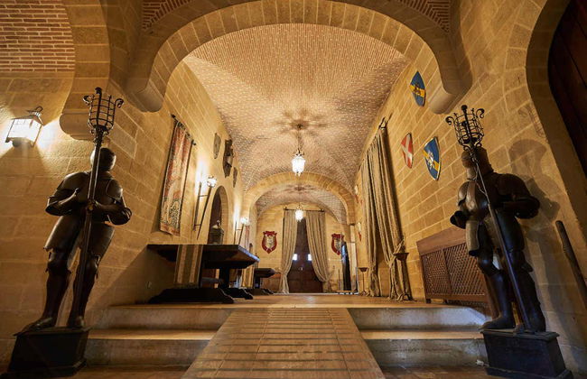 Entrada al castillo de Almodóvar del Río - Foto 5