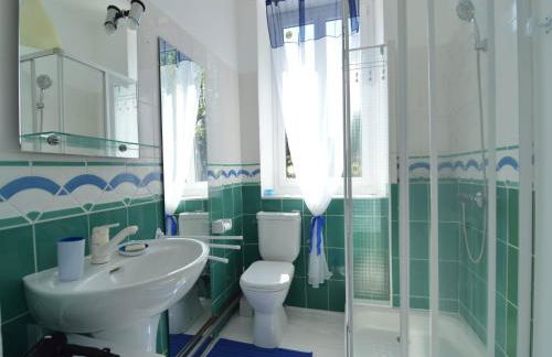 Mansion in Champvert with Pond View Terrace - Foto 25