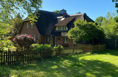 Stilvolle Ferienwohnung unter Reet in Windbergen - Foto 1