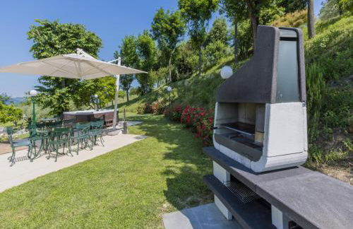 Scenic villa with heated pool - Foto 12