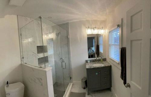 Freshly-remodeled, dog-friendly Westwood charmer! - Foto 6