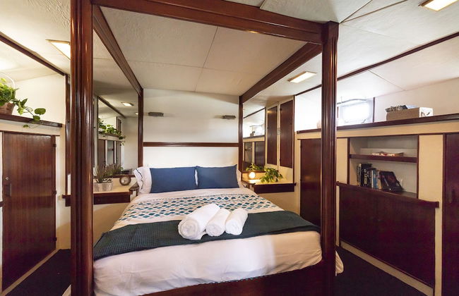 Luxury Boat in Port Forum - Photo 4