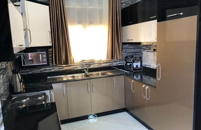 2 Bed - Sleeps 4 - Free Airport Shuttle - Foto 8