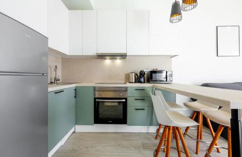 Spacious apartment with ocean view - Photo 10