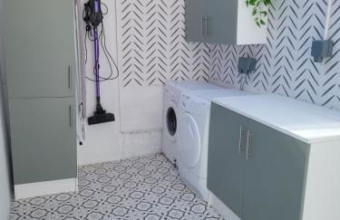 Connsbrook House- Stylish 2 Bed NITB approved close to city - Foto 11