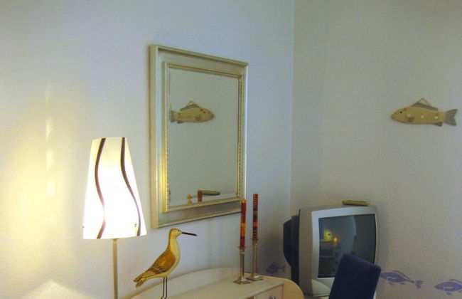 Modern Apartment Near Seabeach - Photo 8