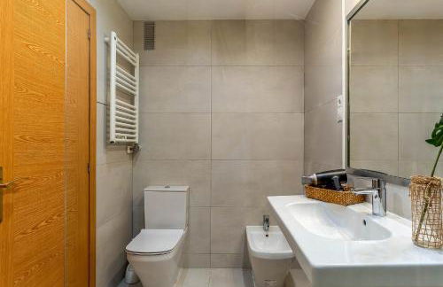 AB Olympic Village III Penthouse - Foto 18