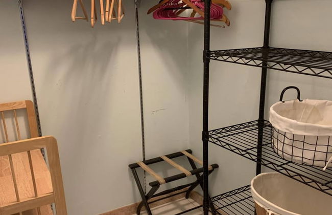 The Secret Garden - The Cottage Near Beach, Shops, Restaurants, Pet Friendly, Close to Lucerne Ave! - Foto 19