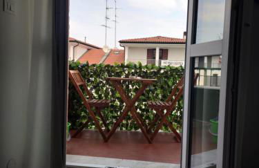 Aurora Flowers - Two rooms and free parking near center and train station - Foto 37