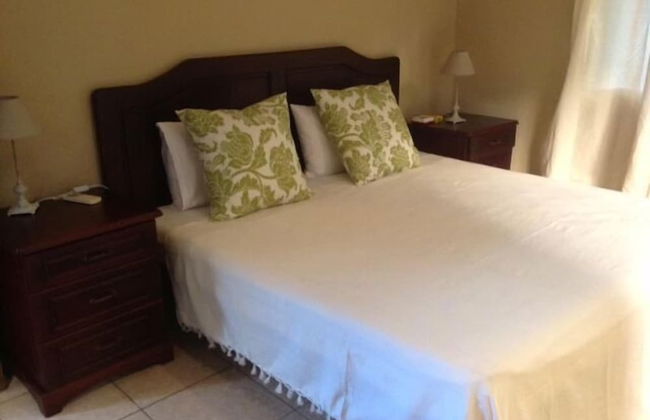 Castaway Lodge - Photo 8