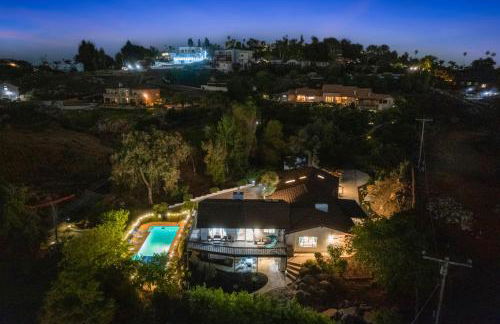 Entire Private Home with 2 Bedrooms 1 Bathroom, Grand View, King Bed, Spacious, Parking, Available Now - Foto 74