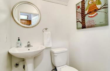 *WEHO/Beverly Hills* Luxury 2BD/2.5BA + Balconies - Photo 17