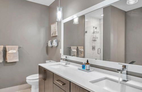 Luxury 1 BR with DEN Downtown Tampa Apt - City Views, Rooftop Pool, Workspace - Foto 17