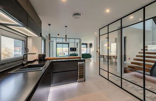 Villa con Piscina Privada - Photo 10