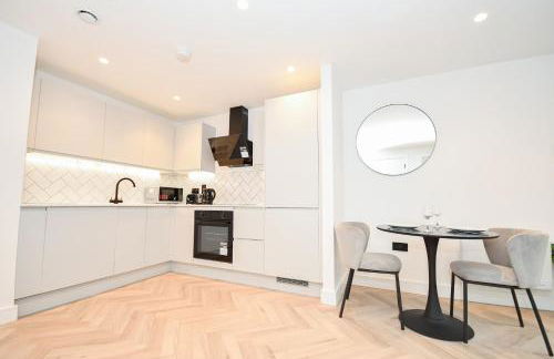 Modern 1 Bed Flat in Central Manchester w Balcony - Foto 23