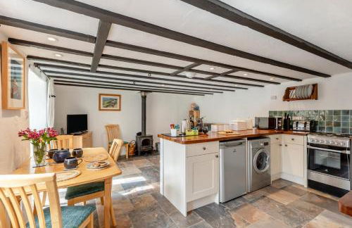 2 Bed in Chideock oc-g32451 - Photo 1