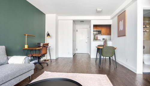 UES 1BR w Gym Doorman Balcony Stunning Roof NYC-503 - Foto 3, Other