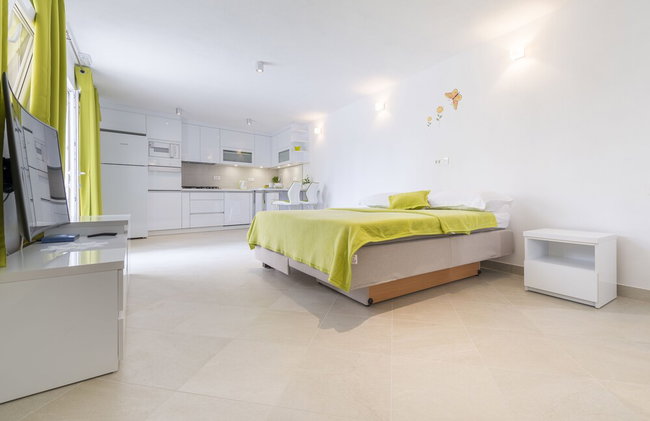 Apartmani Nikolina - Photo 8