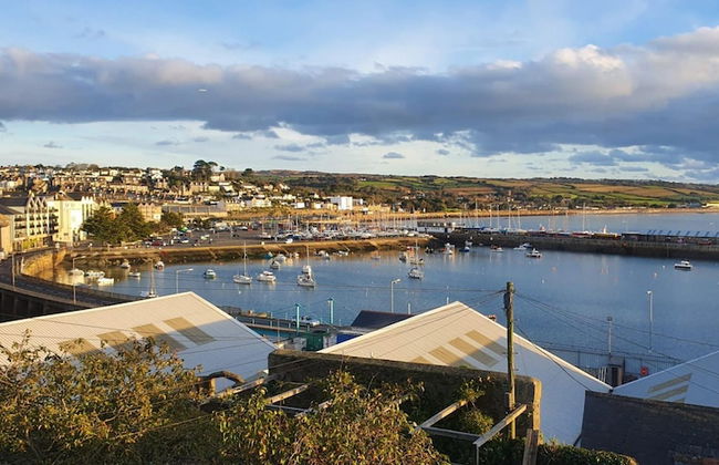 Breathtaking Views on Historical Street- Central - Foto 12