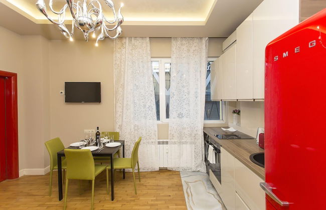 Elegant 2bdr Apartment With a Balcony - Foto 3