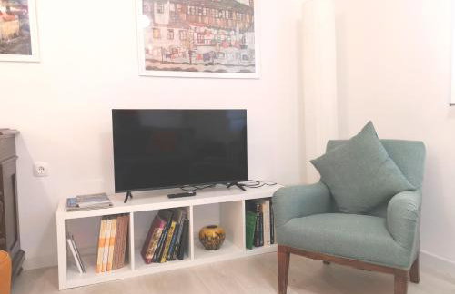 Secret Garden Apartment with private parking space - Photo 11