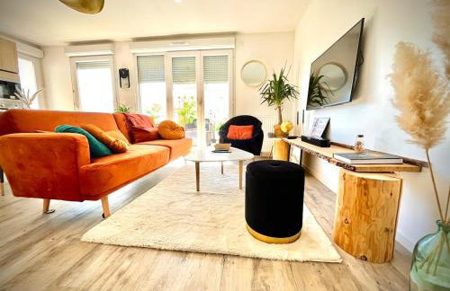 New apartment near Paris with balcony and free parking - Foto 1