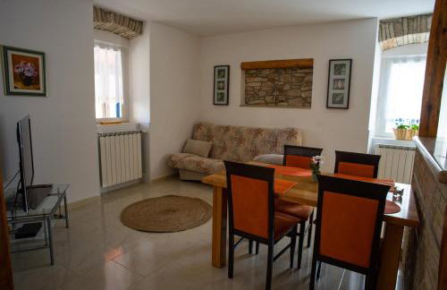Olive Tree Apartments - Photo 26