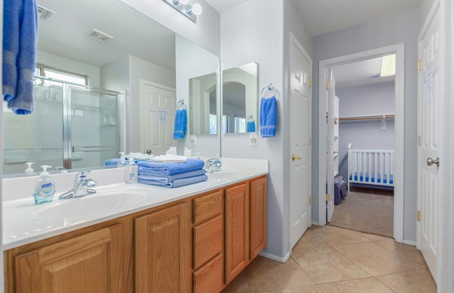 Spacious Oasis Spring Training Pool Tennis - Photo 19