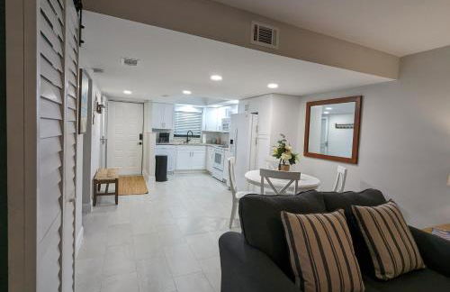 NEW condo! Just 15 min to Ft Myers and Sanibel beach! Great Location!! - Foto 19