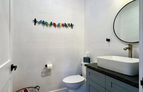 Cozy Cabin w Private Hot Tub and Fire Pit - Foto 12