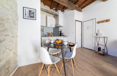 Immeuble 3 Apparts Centre historique St Gilles MaisoncarreeConciergerie - Photo 9