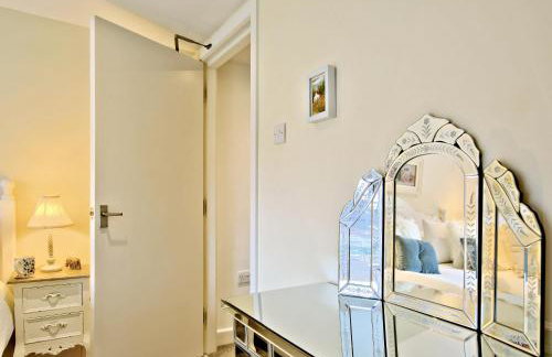 Westside Cottage, Newby Hamlet, Clapham, Yorkshire Dales National Park, Famous Three Peaks, Near The Lake District, Pets Are Welcome, Direct Parking in front of the Cottage & Guest Parking - Foto 46