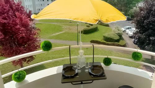 Appartement Le doux Viking, balcon & parking privé proche Zénith Caen - Photo 1, Garden, Garden view