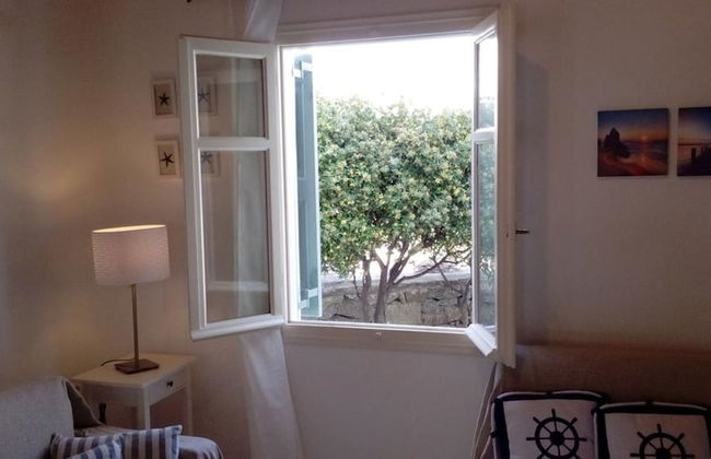 Mykonian Aroma House - Photo 11