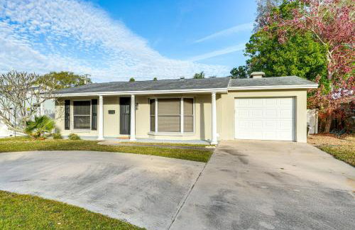 5 Mi to Downtown St Pete Private Oasis with Yard - Foto 3