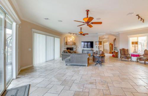Spacious Luxe Home with Lake Access in Fort Mohave! - Foto 5