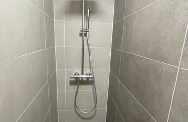 Zentrale moderne City-Wohnung - Netflix - Nespresso - Foto 8