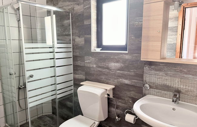 Linda's Villa In Unrivalled Position in Kournas - Amazing View! - Photo 24