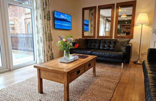 Cowman's Cottage - Photo 5