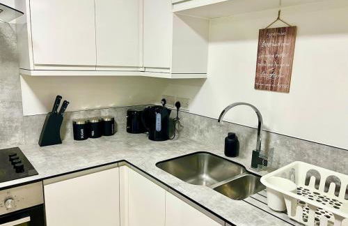 Ibiza Royale -Sleeps 6-Free Parking -Wi-Fi - Foto 30